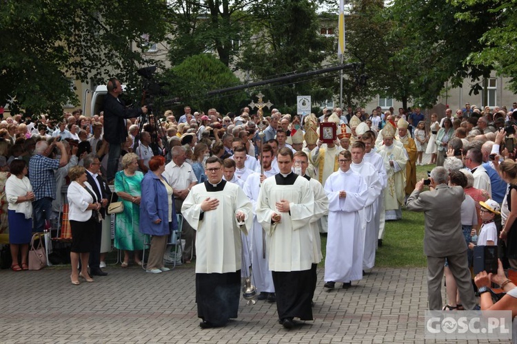 Odpust w sanktuarium Matki Bożej Cierpliwie Słuchającej w Rokitnie