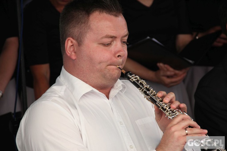 Odpust w sanktuarium Matki Bożej Cierpliwie Słuchającej w Rokitnie