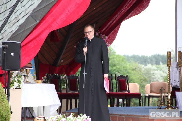 Odpust w sanktuarium Matki Bożej Cierpliwie Słuchającej w Rokitnie