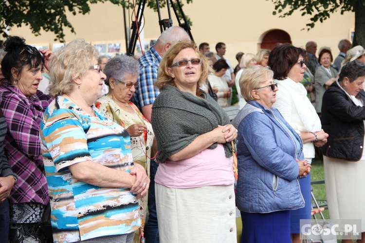 Odpust w sanktuarium Matki Bożej Cierpliwie Słuchającej w Rokitnie