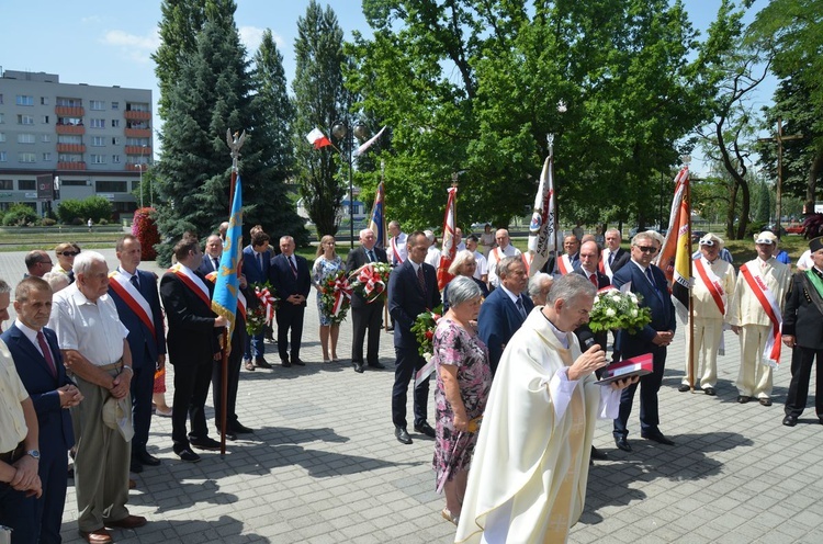 Relikwie bł. ks. Jerzego w stalowowolskiej konkatedrze