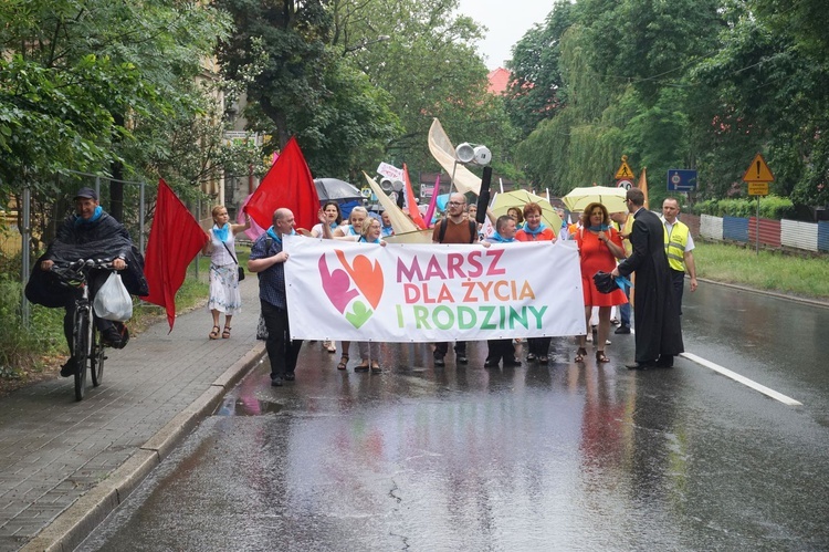 Marsz dla życia i rodziny w Zabrzu