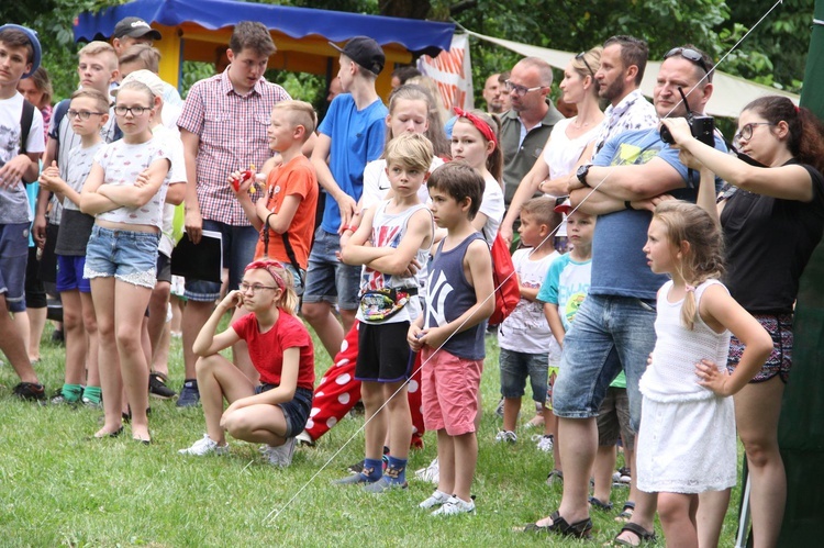 Festyn parafialny w Zbylitowskiej Górze