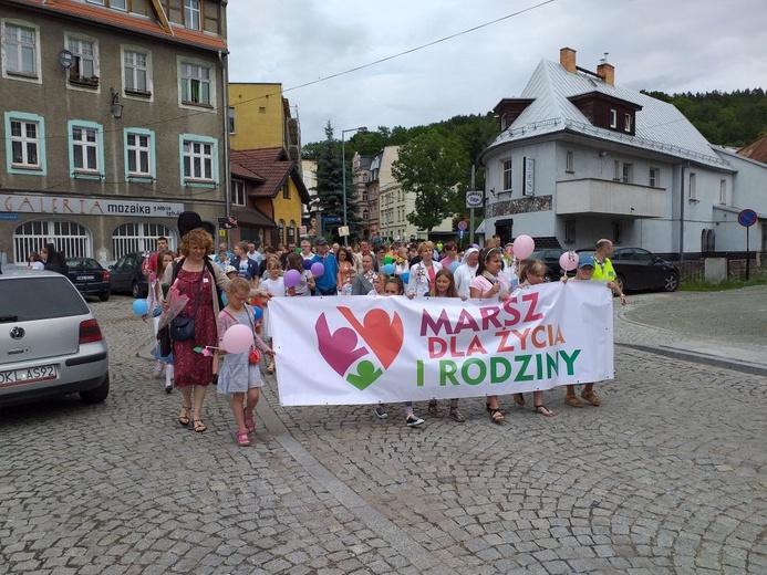 Marsz dla życia i rodziny i koncert w Nowej Rudzie