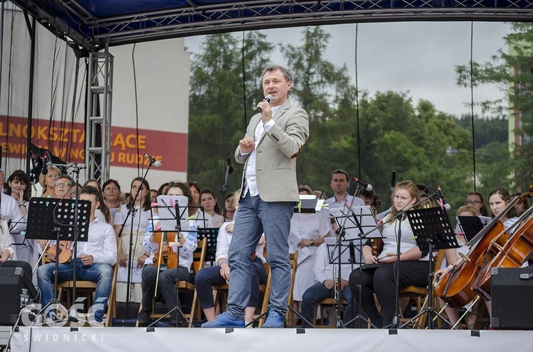 Marsz dla życia i rodziny i koncert w Nowej Rudzie