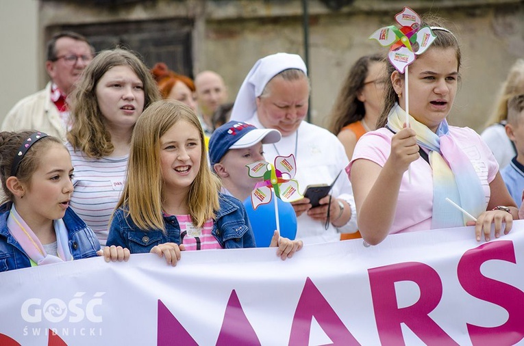 Marsz dla życia i rodziny i koncert w Nowej Rudzie