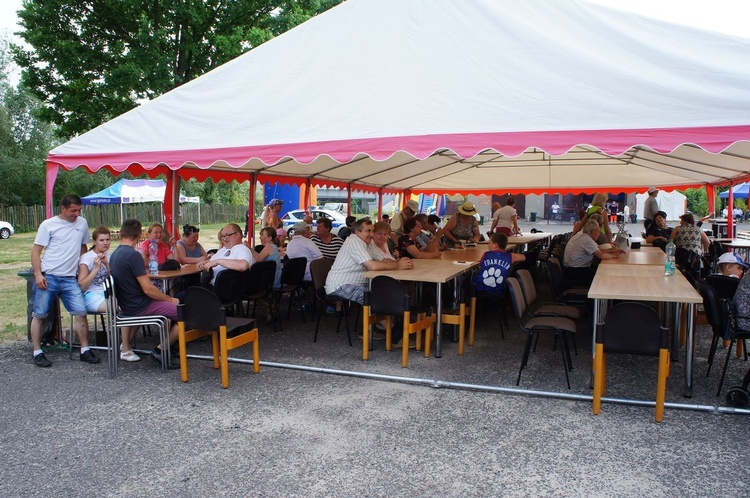 Piknik w Rudniku nad Sanem 