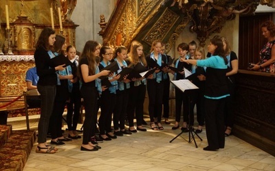 Franciszkanie wambierzyccy nie tylko zatroszczyli się o sprawy liturgiczne, ale i o oprawę muzyczną.