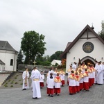 Błogosławieństwo kaplicy cmentarnej i odnowionych organów w Podegrodziu