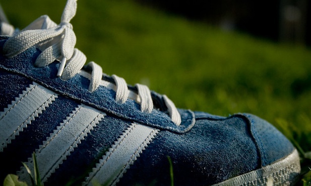 Trzy paski nie tylko dla Adidasa