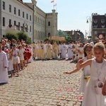 Procesja Bożego Ciała na ulicach Głogowa