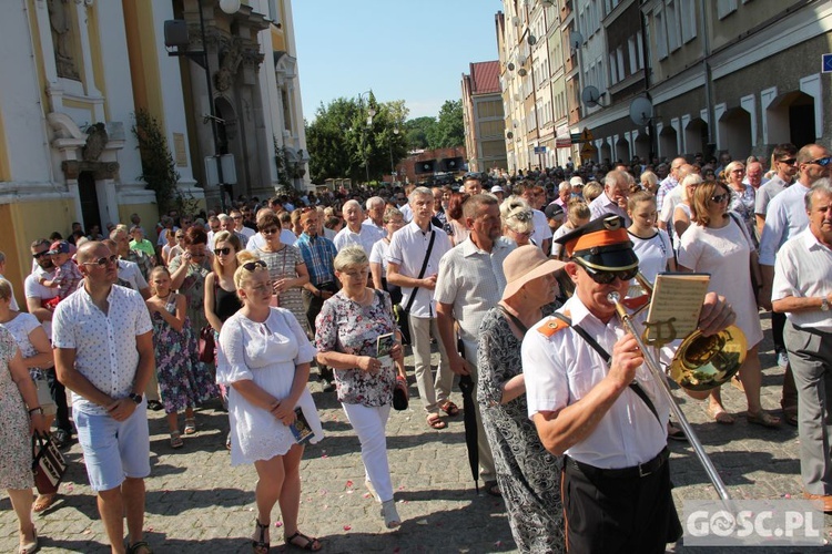 Procesja Bożego Ciała na ulicach Głogowa