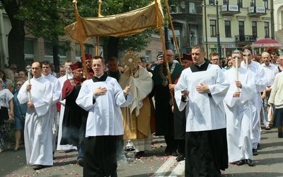 Procesja w centrum Lublina.