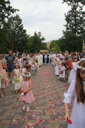 Procesja parafii Chrystusa Króla i św. Barbary