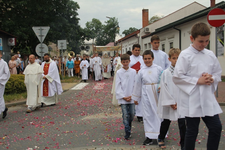 Procesja parafii ojców dominikanów i serbinowskiej