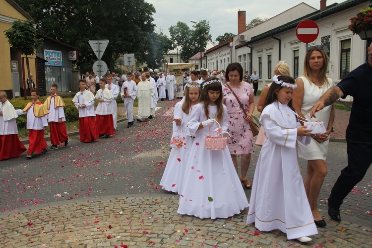 Procesja parafii ojców dominikanów i serbinowskiej