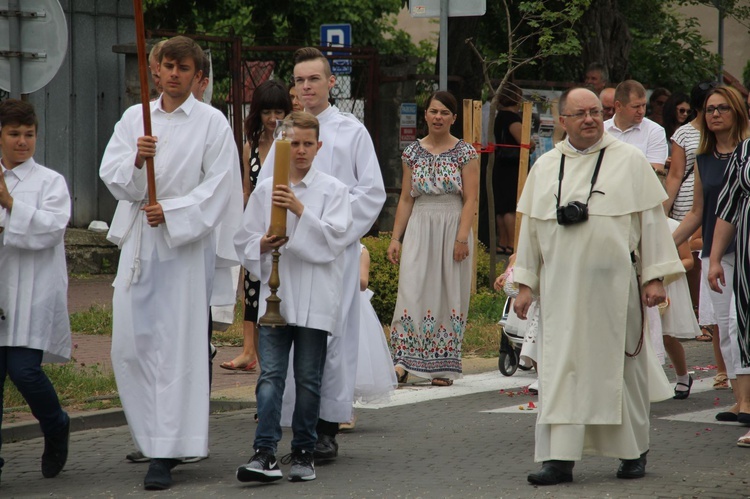 Procesja parafii ojców dominikanów i serbinowskiej