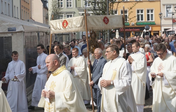 Centralna  procesja Bożego Ciała w Gliwicach