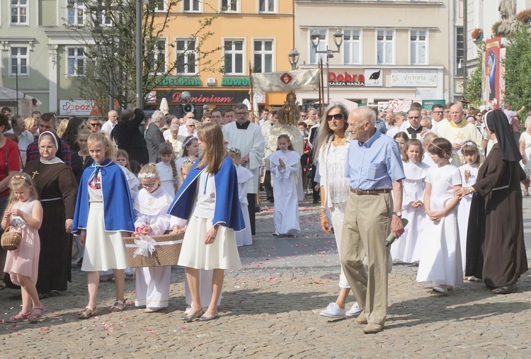 Centralna  procesja Bożego Ciała w Gliwicach