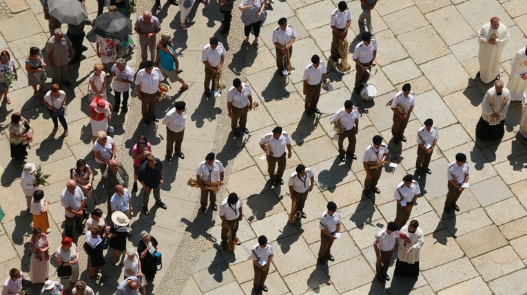Centralna procesja Bożego Ciała we Wrocławiu 2019