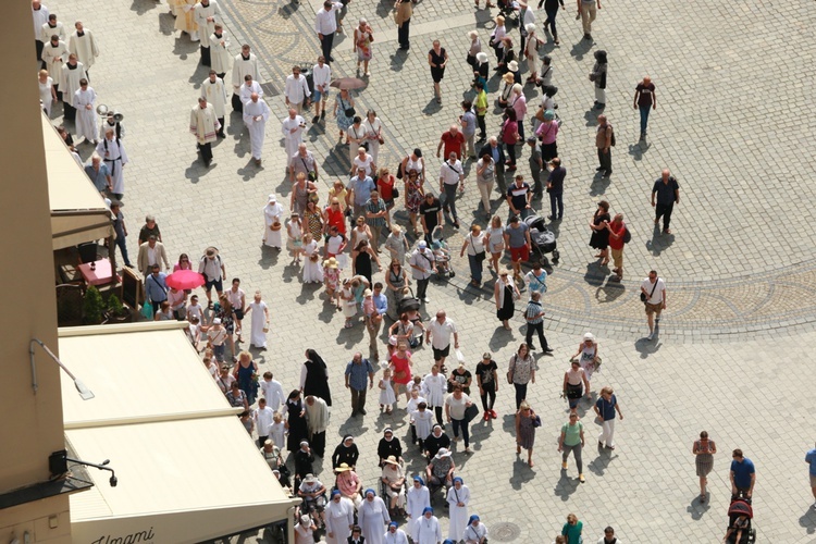 Centralna procesja Bożego Ciała we Wrocławiu 2019