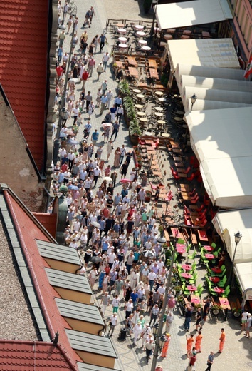 Centralna procesja Bożego Ciała we Wrocławiu 2019