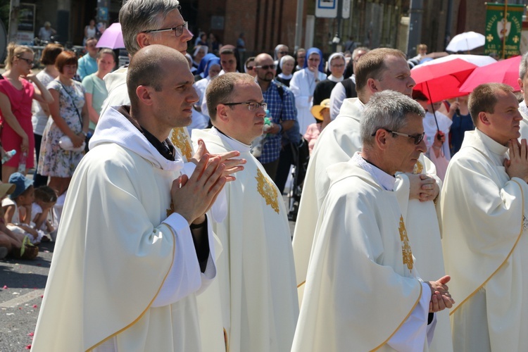 Centralna procesja Bożego Ciała we Wrocławiu 2019