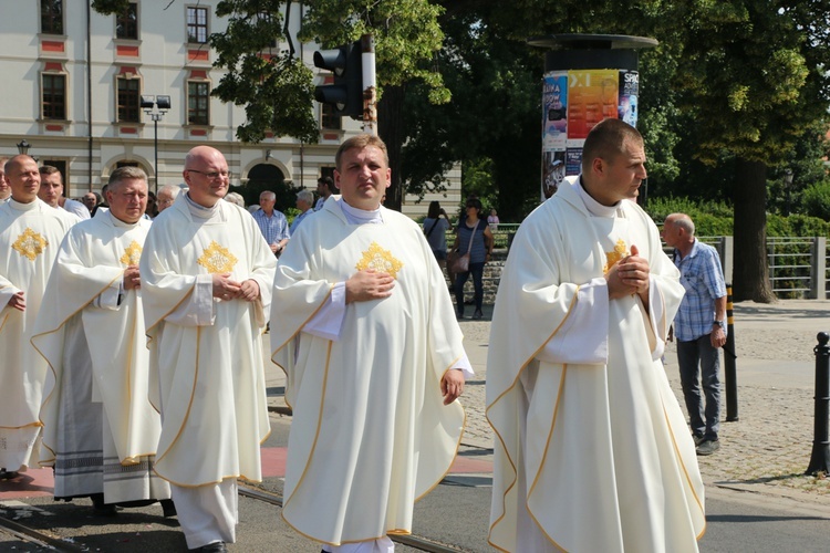 Centralna procesja Bożego Ciała we Wrocławiu 2019