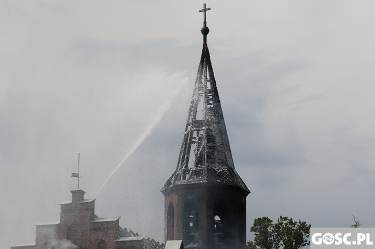 Pożar kościoła w Lutolu Suchym