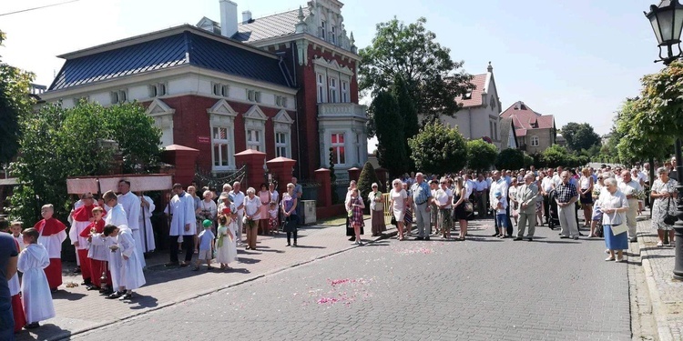 Procesja Bożego Ciała w Bytomiu Odrzańskim