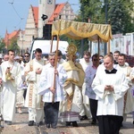 Olsztyn. Centralna procesja Bożego Ciała