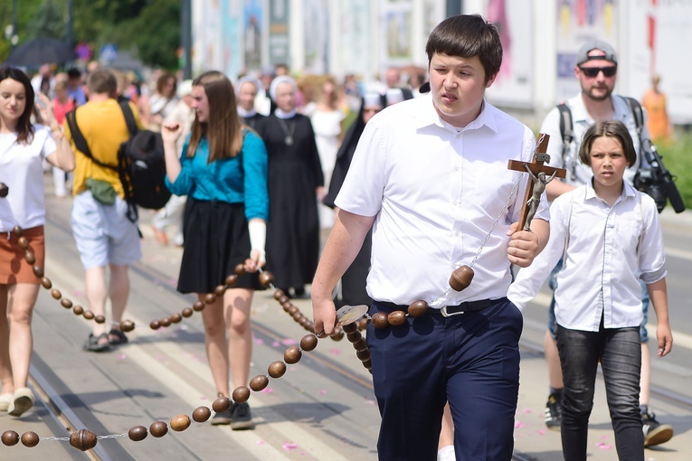Olsztyn. Centralna procesja Bożego Ciała