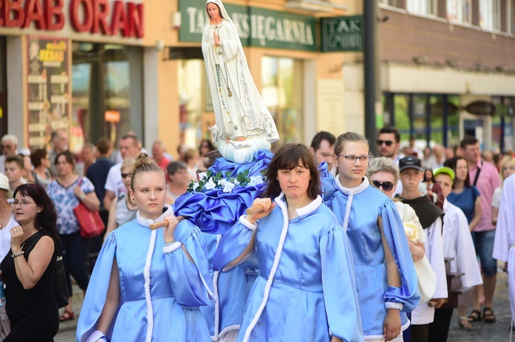 Olsztyn. Centralna procesja Bożego Ciała