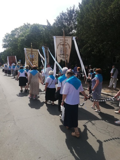 Procesja Bożego Ciała w parafii pw. św. Klemensa Dworzaka we Wrocławiu