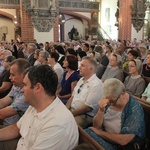 Miejska procesja eucharystyczna w Legnicy