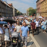 Miejska procesja eucharystyczna w Legnicy