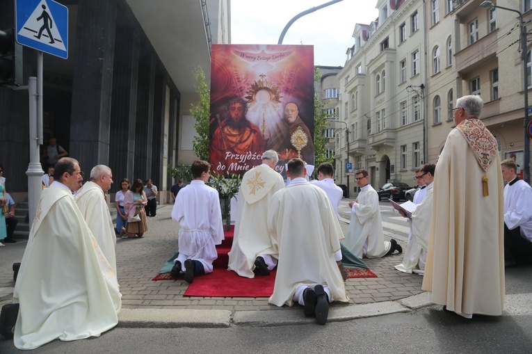 Centralna procesja Bożego Ciała w Katowicach