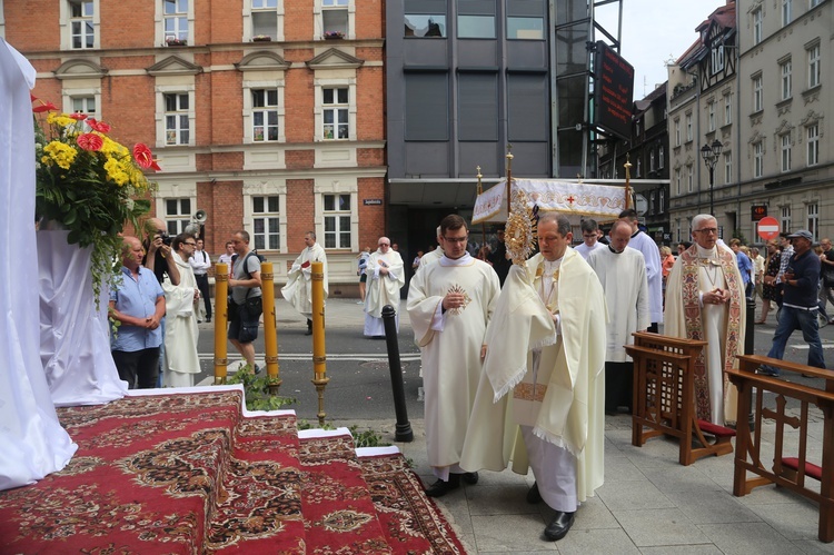 Centralna procesja Bożego Ciała w Katowicach