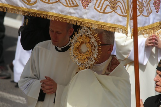 Centralna procesja Bożego Ciała w Katowicach