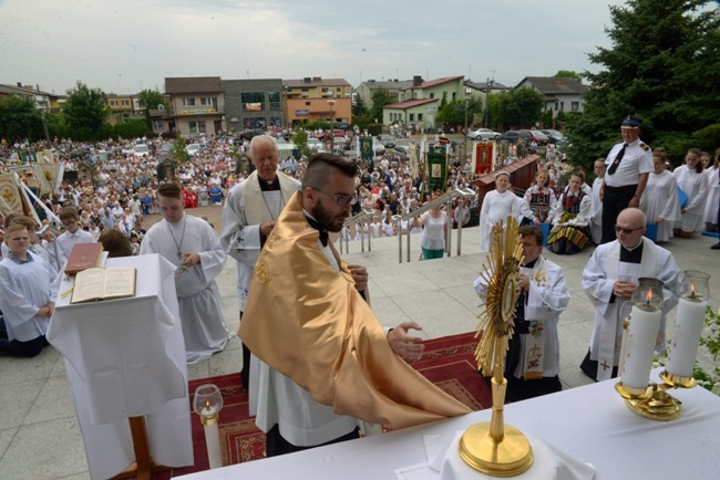 Pełne folkloru Boże Ciało w Opocznie