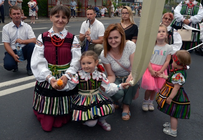 Pełne folkloru Boże Ciało w Opocznie