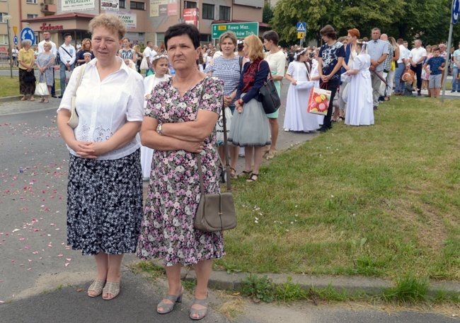 Pełne folkloru Boże Ciało w Opocznie