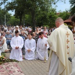 Procesja Bożego Ciała w parafii pw. Andrzeja Apostoła we Wrocławiu-Stabłowicach