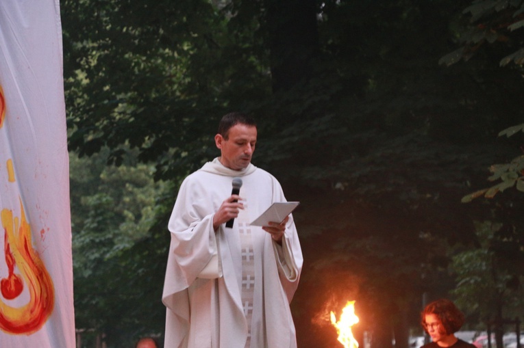 Akademicka procesja Bożego Ciała u dominikanów