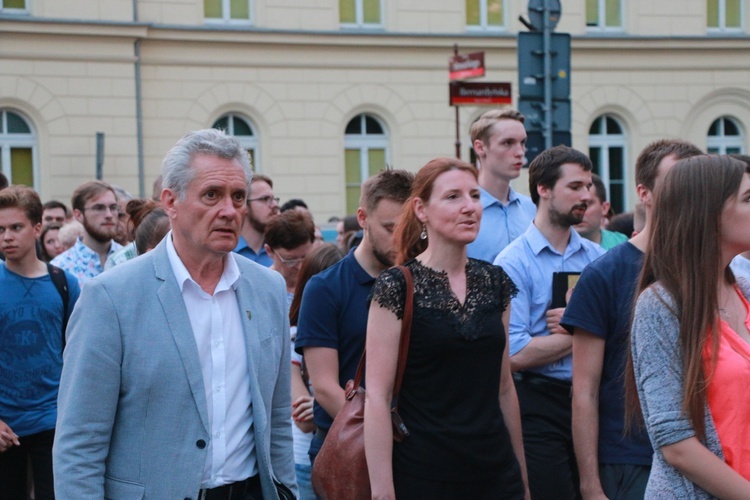 Akademicka procesja Bożego Ciała u dominikanów