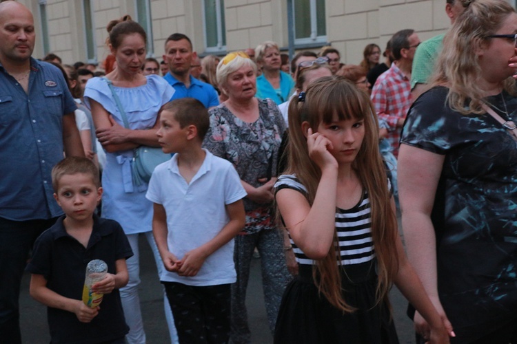 Akademicka procesja Bożego Ciała u dominikanów