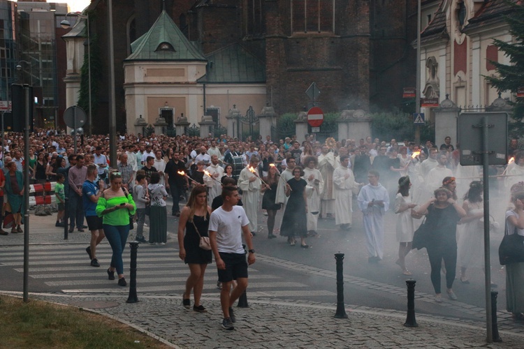 Akademicka procesja Bożego Ciała u dominikanów