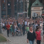 Akademicka procesja Bożego Ciała u dominikanów