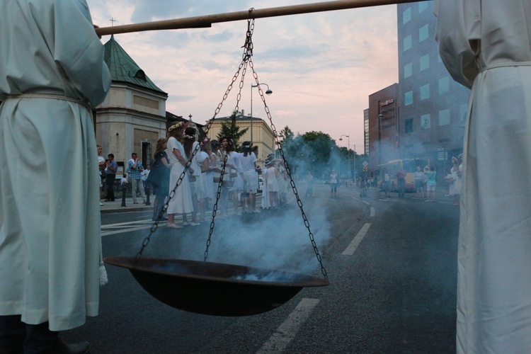 Akademicka procesja Bożego Ciała u dominikanów