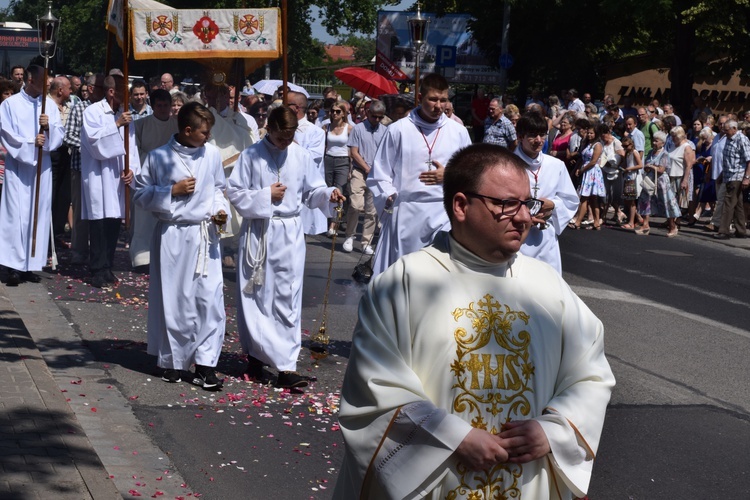 Międzyparafialna procesja Bożego Ciała z wrocławskiego Kozanowa na Pilczyce